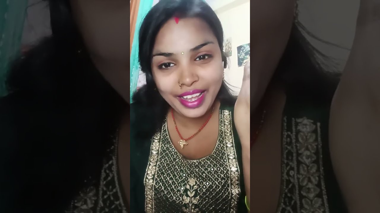 Puja Aryan is live!