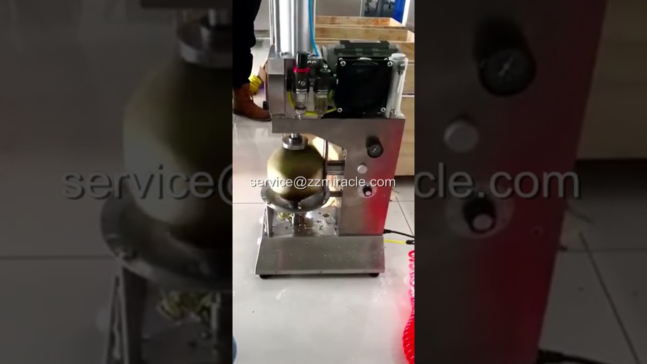 Look at this small peeler machine peels green coconut skins quickly and easily! #machine #coconut