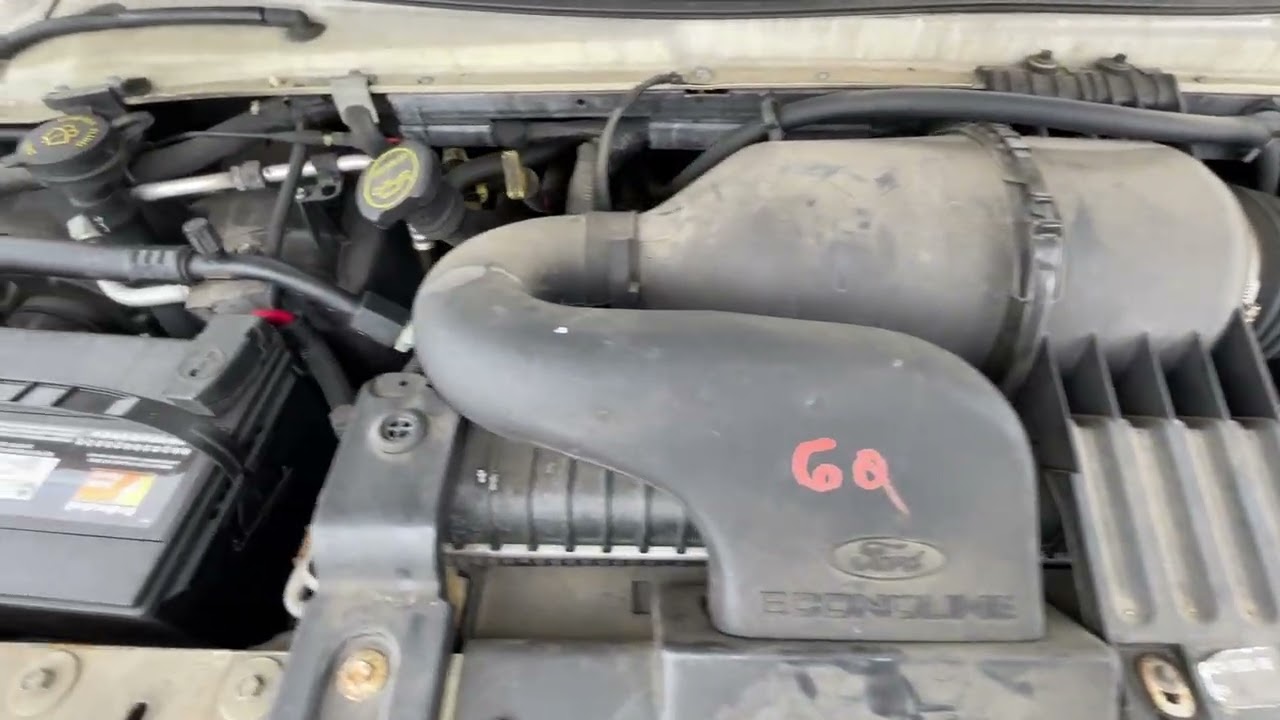 2004 Ford Econoline E350 XL CARGO VAN, 5.4L V8