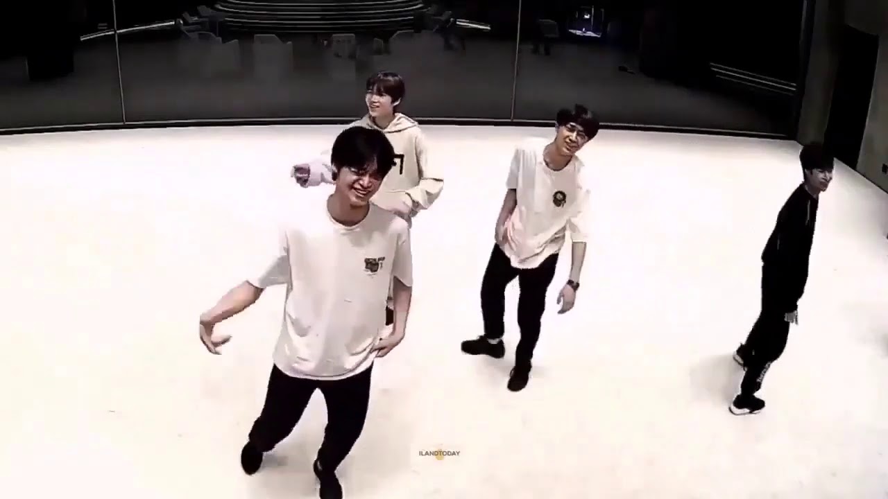 ILAND K and HANBIN Moments