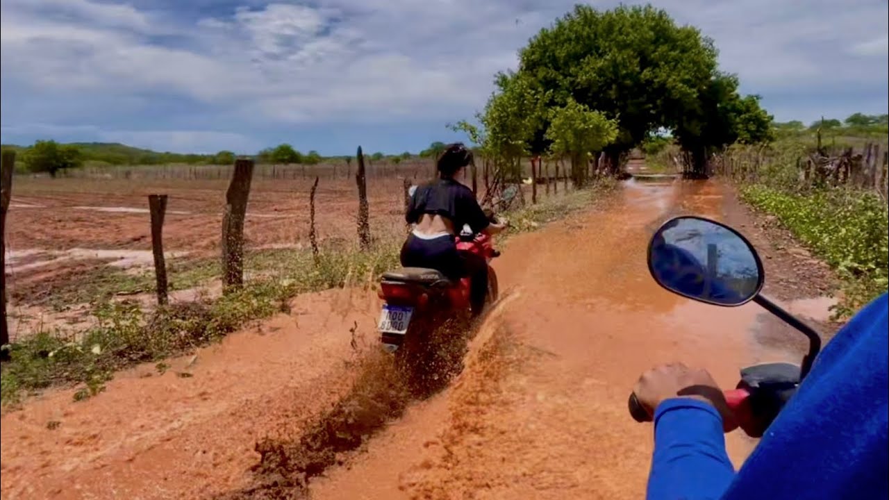 TRILHA INSANA DE POP NA LAMA - deu ruim