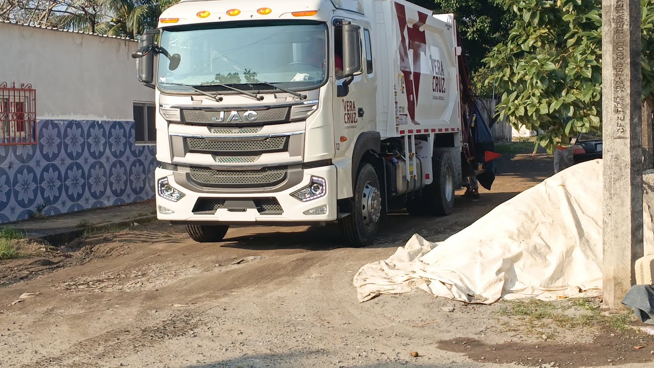 Iniciamos el 2026 Con este nuevo Camión de Basura De marca Jack Compactando la basura🚮🚯🚛 Y Nuevesito