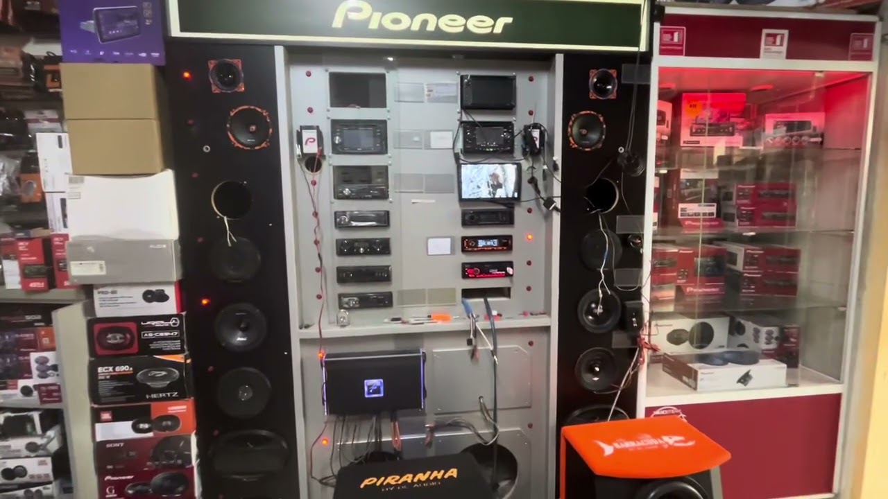 Первая в мире полупроцессорная магнитола! DL Audio Barracuda HALF-DSP Head Unit