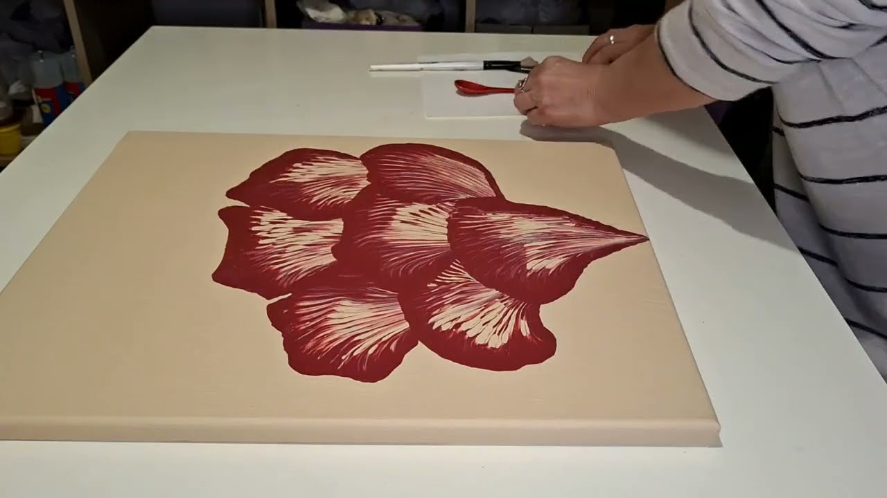 КАЛЫ С ТЫЧИНКАМИ ИЗ ЗОЛОТОГО ПЕСКА /АБСТРАКЦИЯ / Callas with Stamens Made of Golden Sand Abstraction