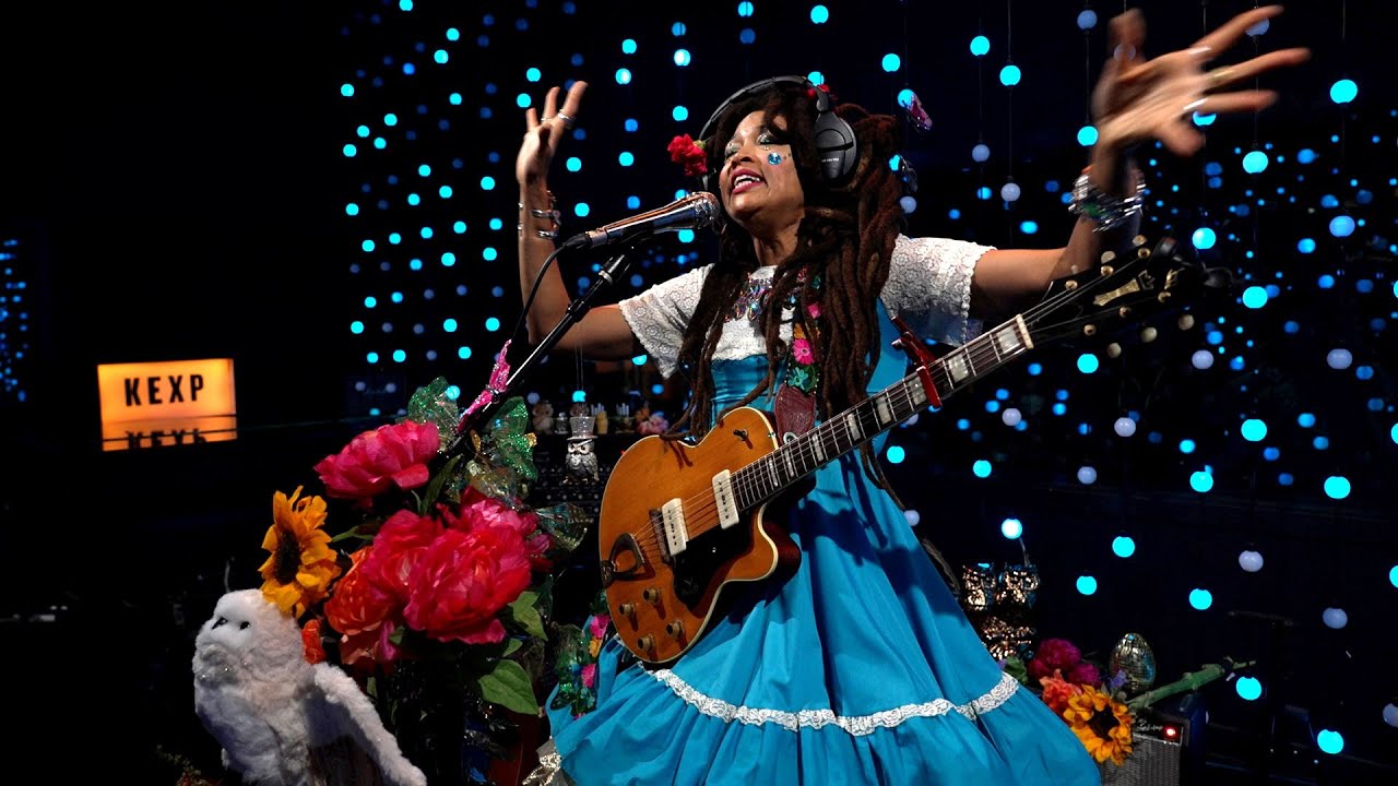 Valerie June - Full Performance (Live on KEXP)