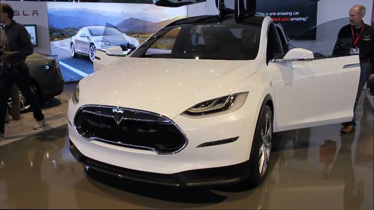 2014 Tesla Model X - Interior & Exterior - The Driver
