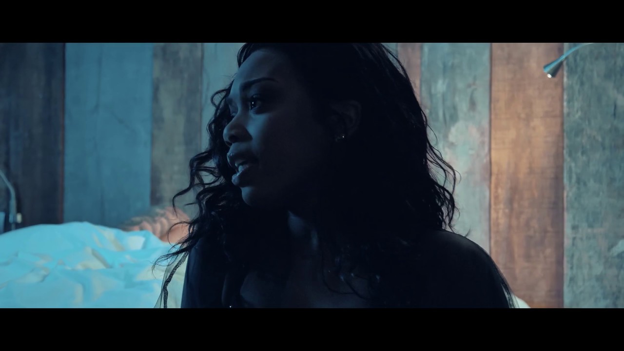 Yasmine - Sinto Falta (Oficial Video)