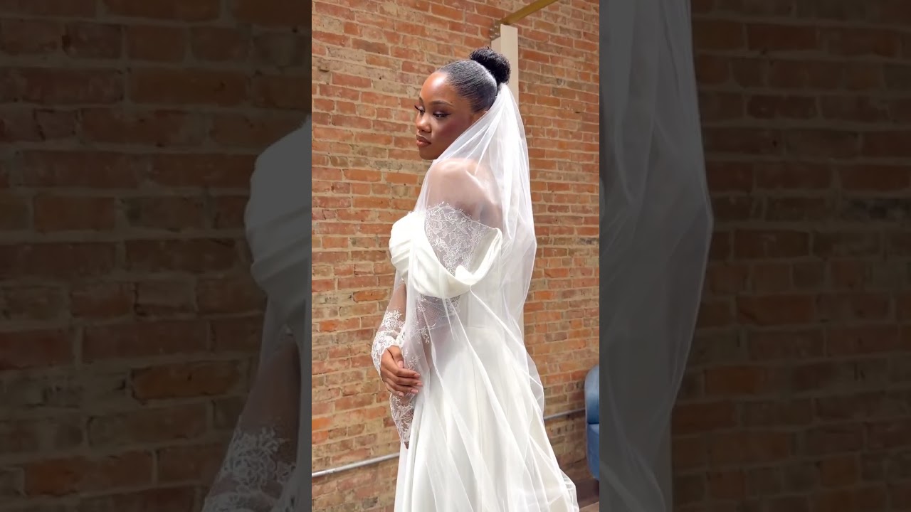 You’re only ONE STEP AWAY from your dream wedding dress! 🤍✨ Columbus brides, welcome!