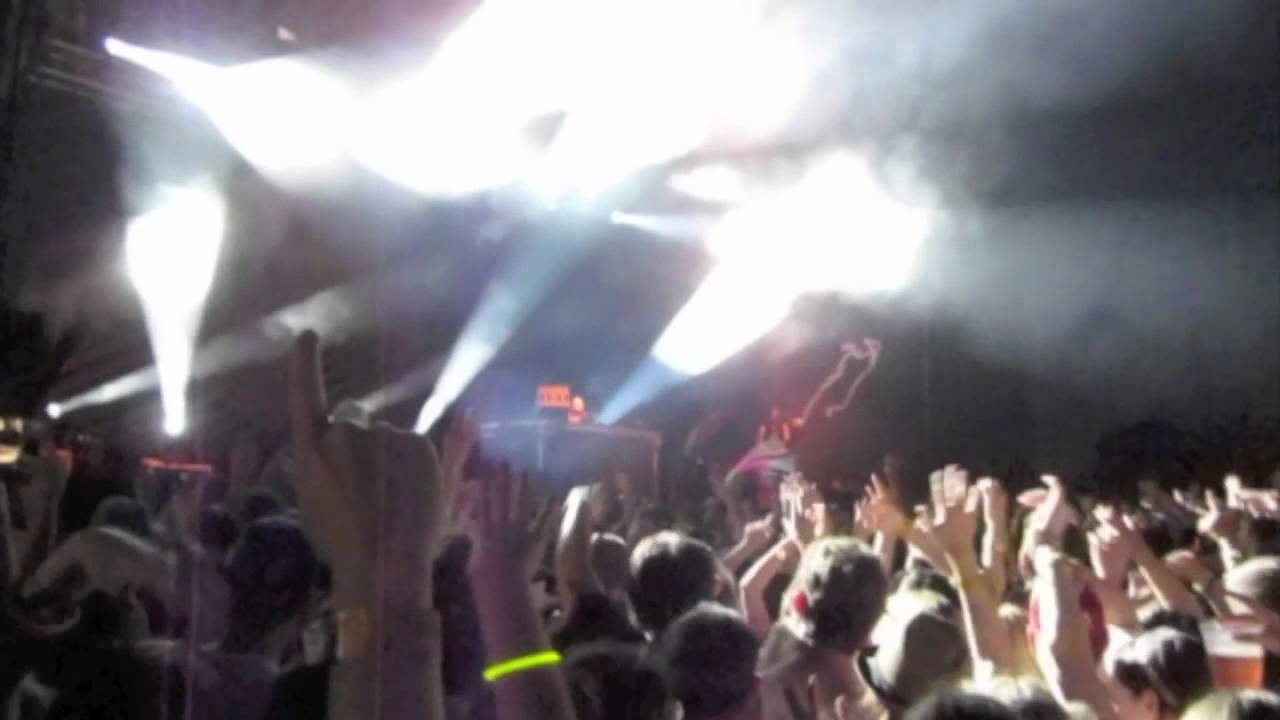 Girl Talk @ Governor's Ball 2011