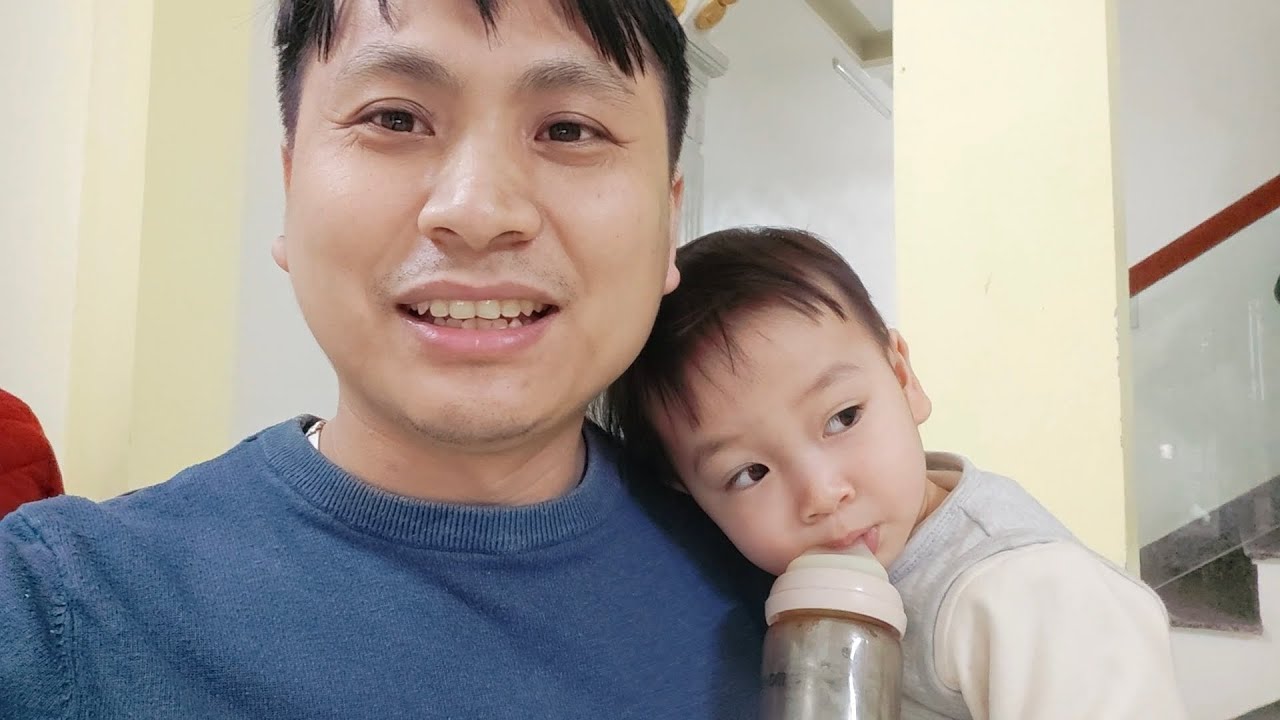 Chích bông xuống gặp 3 anh đang chơi
