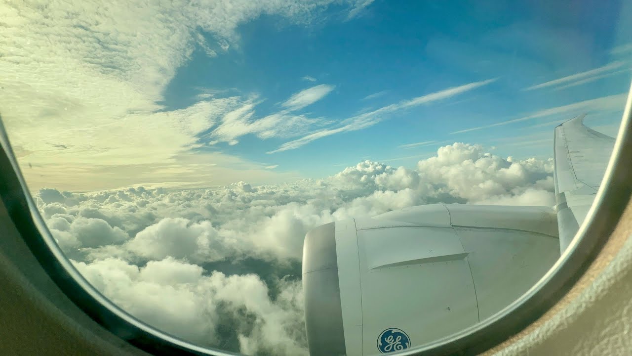 AMAZING CLOUDS! | TUI 787 Dreamliner arrival at Brussels Intl. Airport | Vince Travelling
