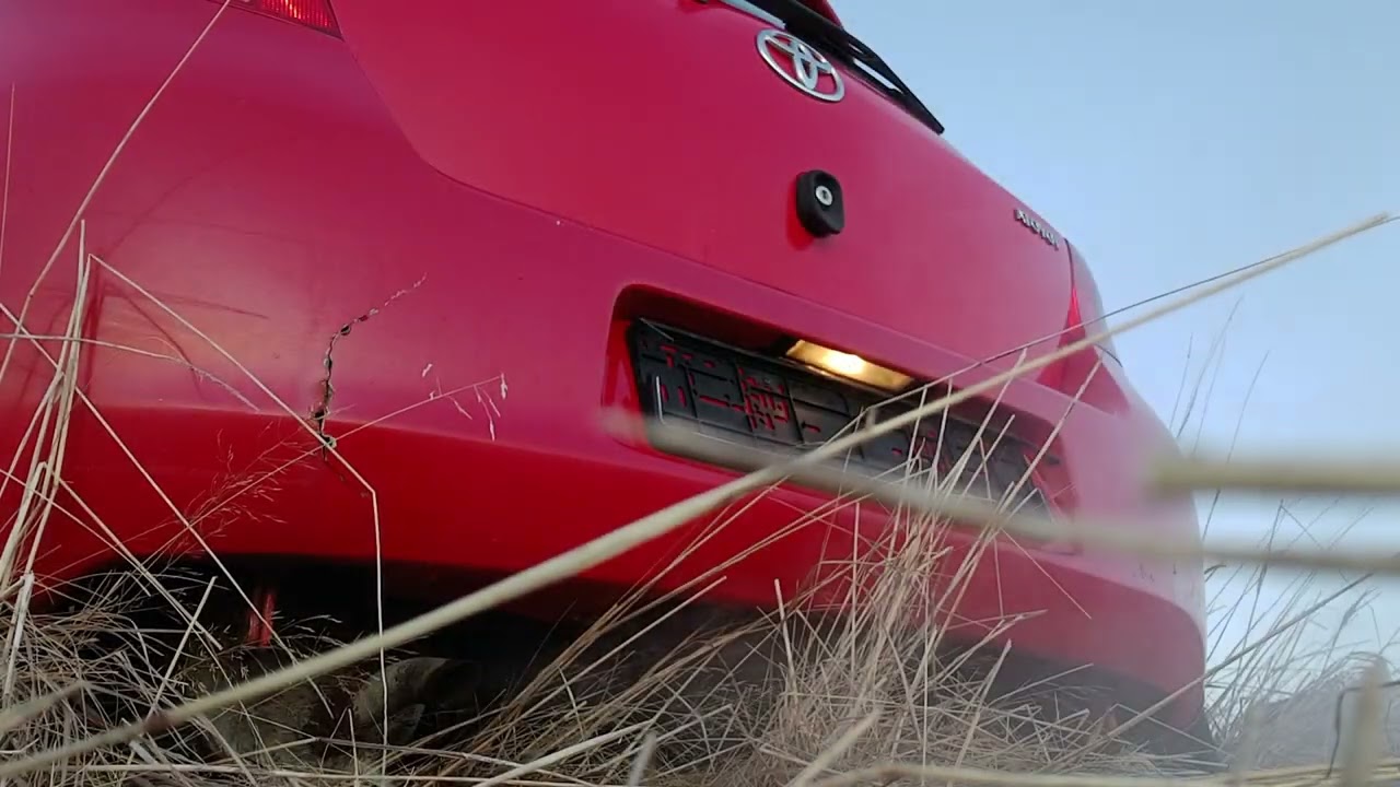 toyota yaris 2006 reving