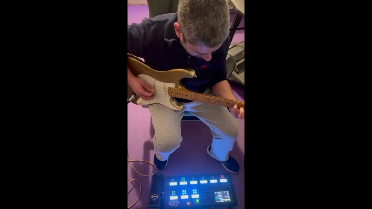 Iron Maiden - Wasting love - My Guitar Cover - Fender Stratocaster and Fractal FM9