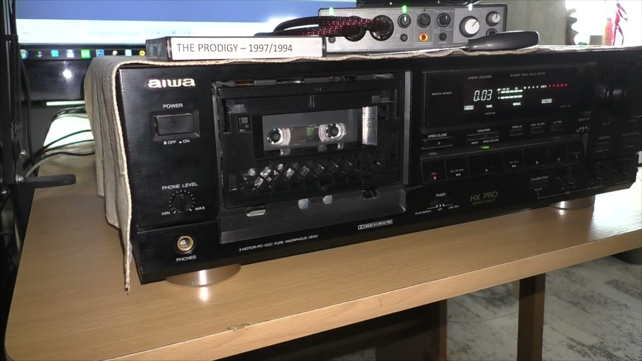 Показываю магнитофон AIWA AD-F910. Как оцифровать кассету
