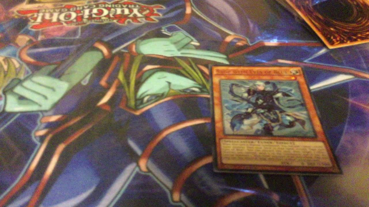 Kék szemű fehér sárkány kártya pakk bontása (Yu-Gi-Oh)