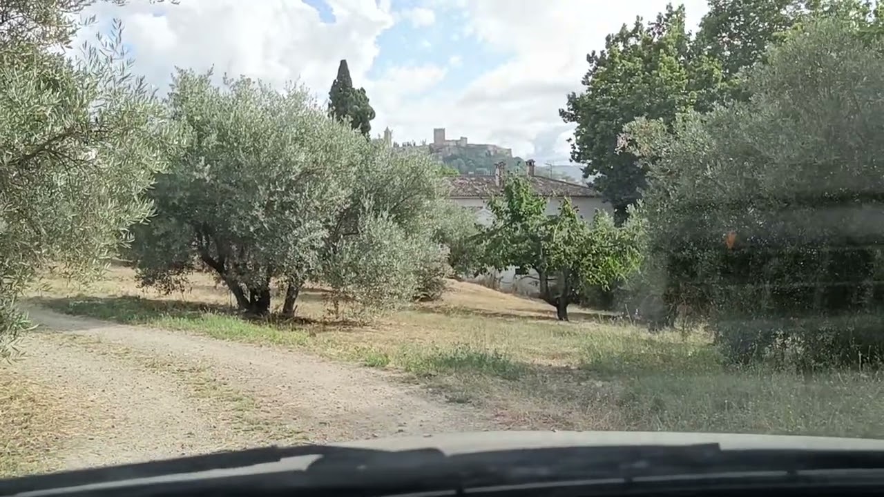 EN COCHE POR LAS CALLES DE ALCALA LA REAL HASTA EL CAMINO DE LA CRUZ DEL RAYO