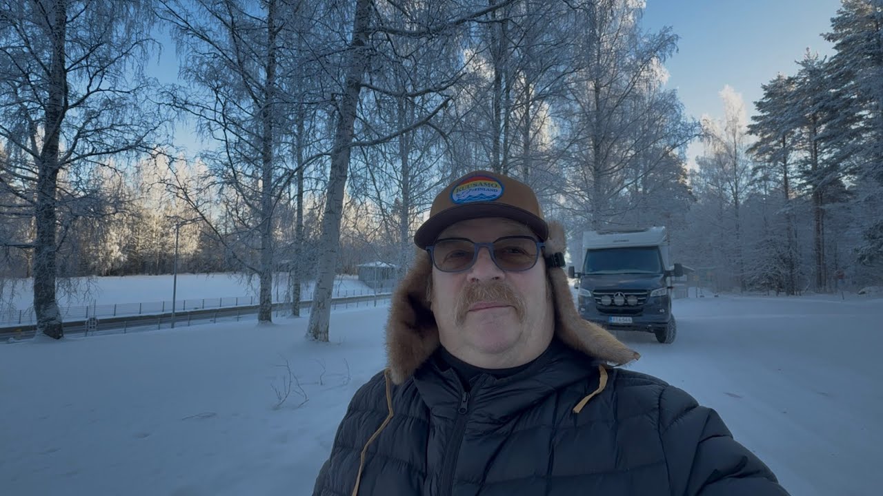 Kävin sotaorvoiksi jääneitä serkkuja tervehtimässä. Tunteikas oli tapaaminen.