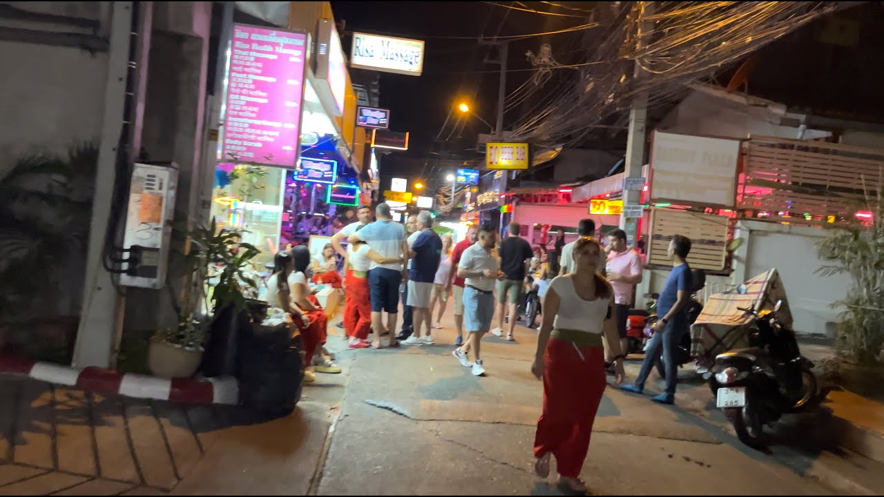 Full of joyful street soi 8 Pattaya nightlife 4K May 2024