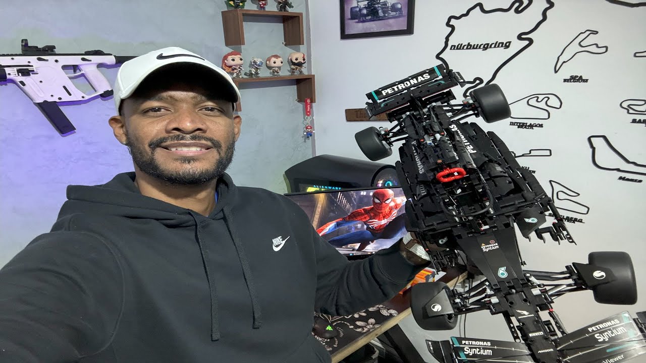 Montei o carro da mercedes de formula 1 do Lewis Hamilton tipo Lego do Aliexpress!!!