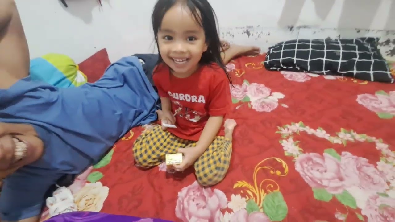Abang sakabato jadi Dinosaurus Rawrrrr
