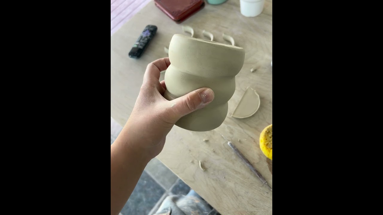 Bubble sipper mug #sipper #mug #handmadepottery #ceramicmug #ceramics #potteryartist #bubble