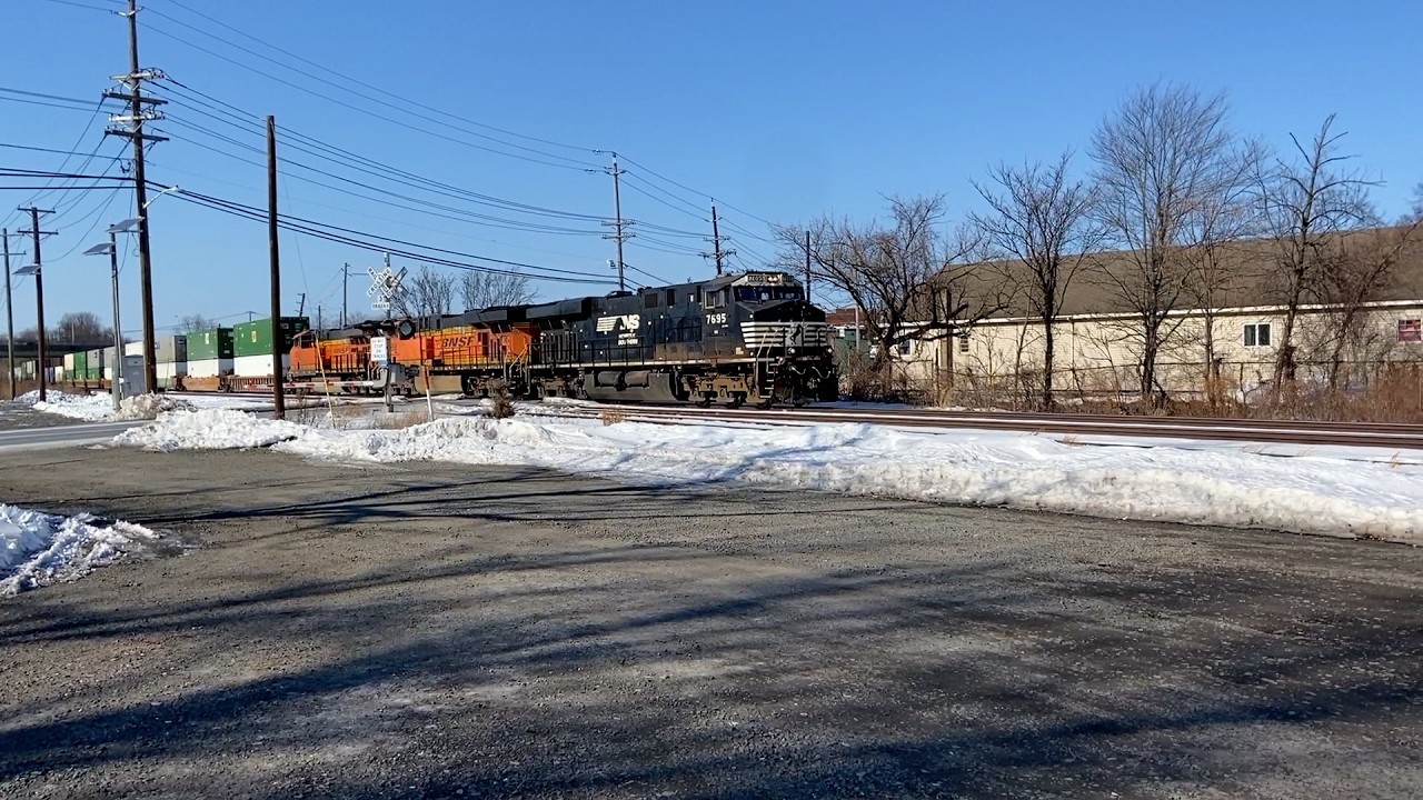 A Couple Of Trains At South Plainfield NJ CSAO Norfolk Southern & CSX Action
