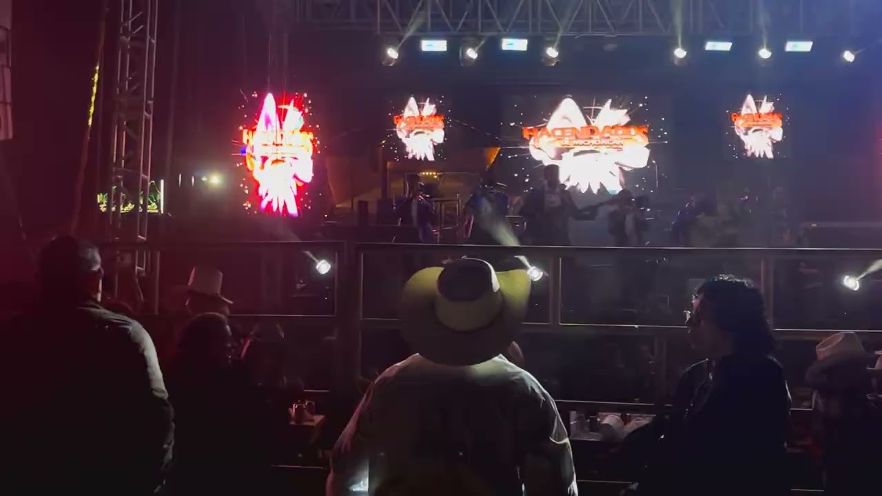 Los hacendados de Michoacán .- jinetes en el cielo