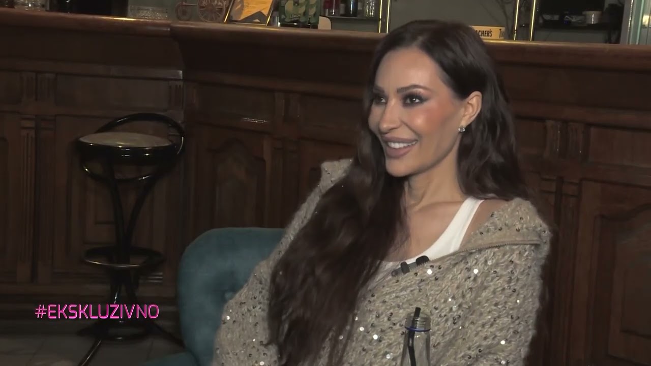 EKSKLUZIVno - Ceca: "Šokirao me je kumin izbor pesme Maskarada za doček gostiju na venčanju"