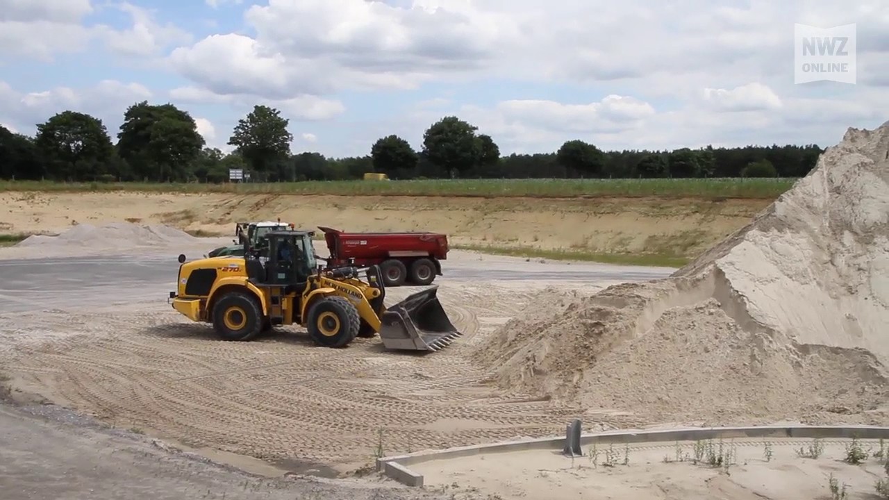 Baggerarbeiten an der Sandgrube in Glane