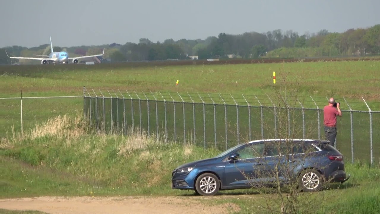 TUI Airlines Netherlands B767-300 Takeoff Groningen Airport Eelde