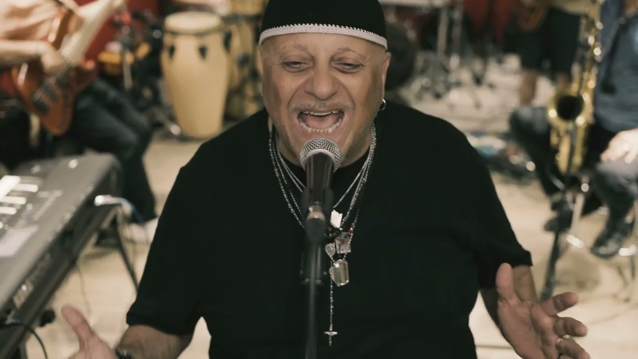 Pino Daniele - BASTA 'NA JURNATA 'E SOLE