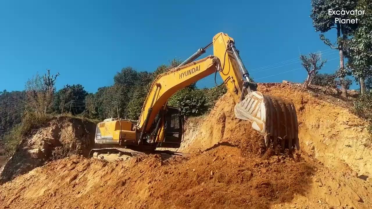 Extreme Clean Up: Powerful Hyundai Excavator Tackles Massive Landslide | Excavator Planet