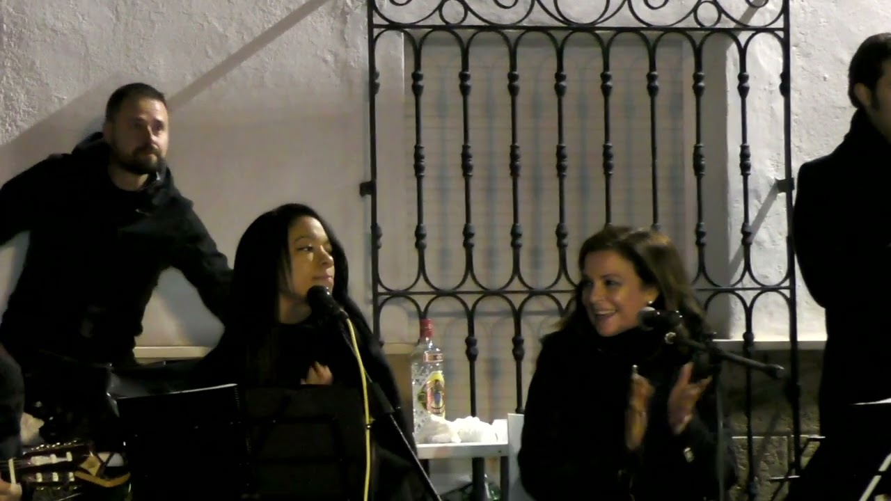 Zambomba Flamenca  Ana Alba en San Pedro 17 de Diciembre 2022 videos sin editar