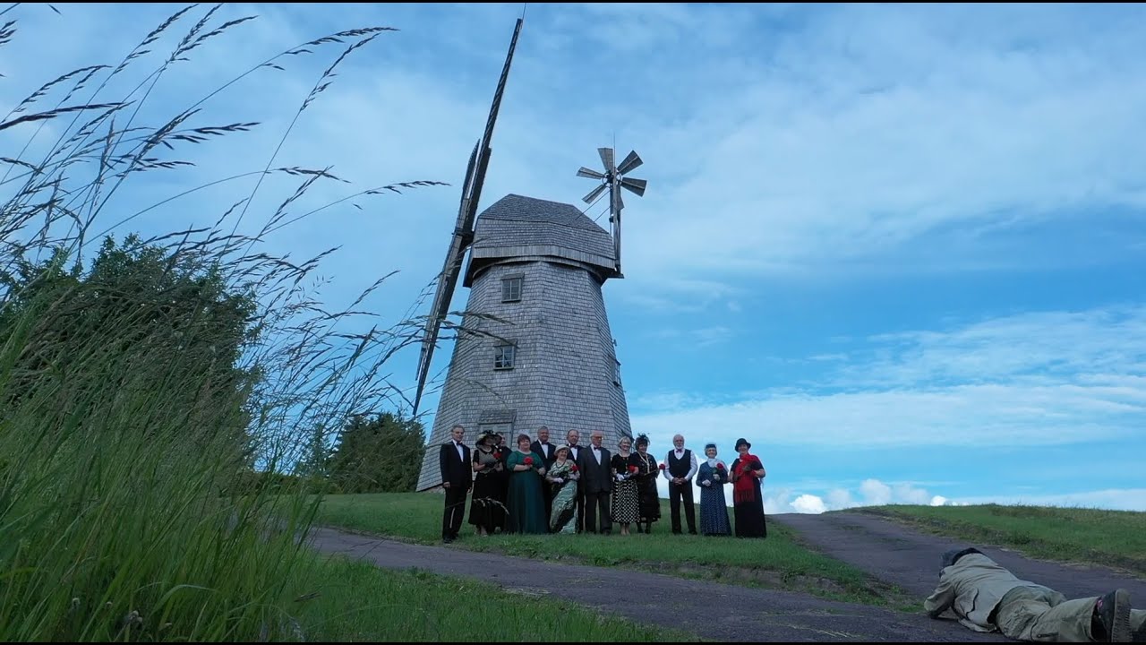 dokumentinis filmas SPIEČIUS. SWARM, a documentary about the people of Vilkaviskis region.