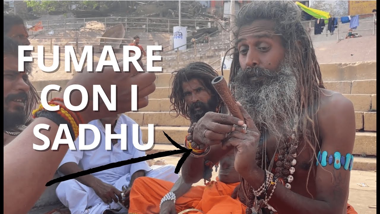 I SADHU della città sacra VARANASI in India 🇮🇳