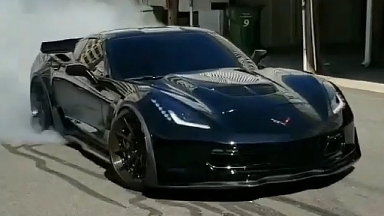 CHEVROLET CORVETTE Z06 C7 DRIFT & BURNOUT 
