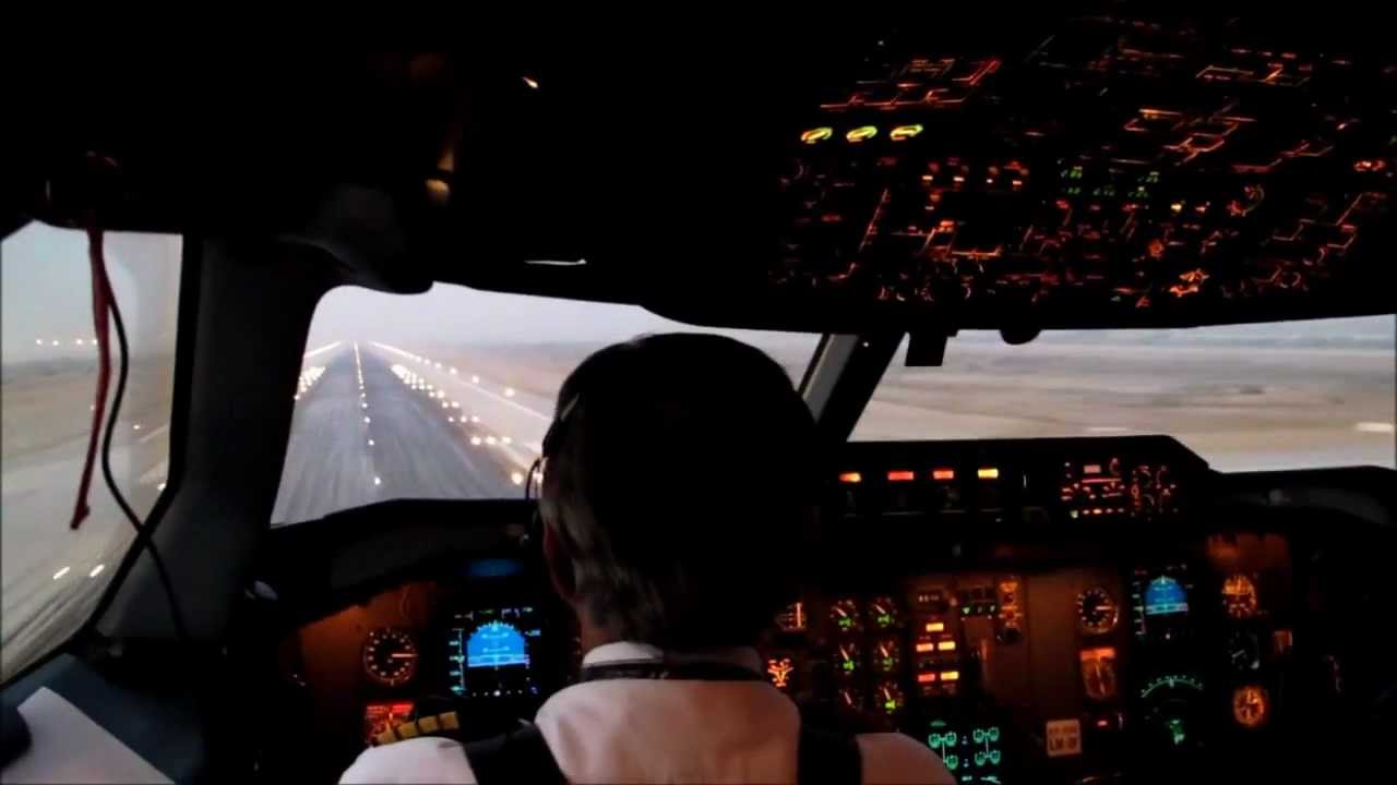 Pakistan International Airline Inside the cockpit of A310