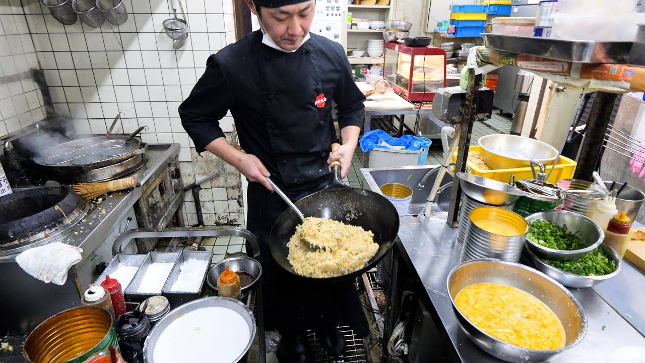 【福井】超絶焼めしラッシュ！爆量の仕込みがヤバい本格町中華に密着丨Egg Fried Rice - Wok Skills in Japan