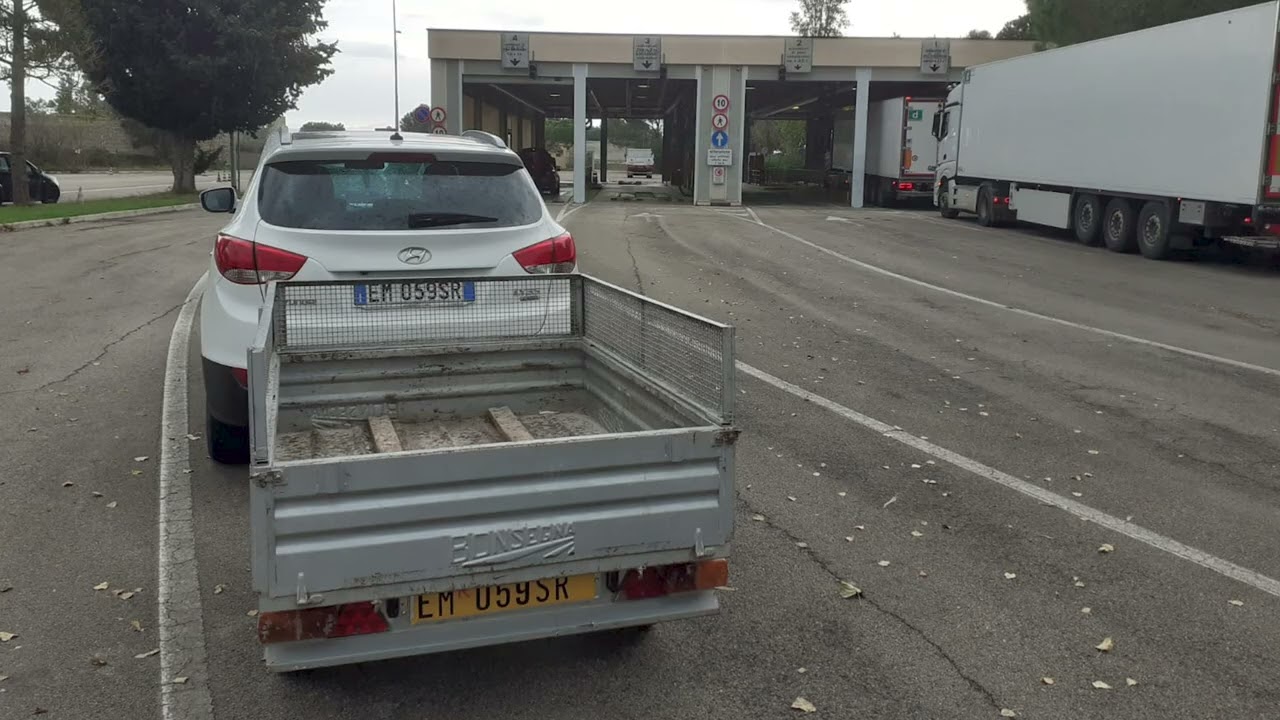 IMMATRICOLAZIONE CARRELLO APPENDICE E TARGA RIPETITRICE