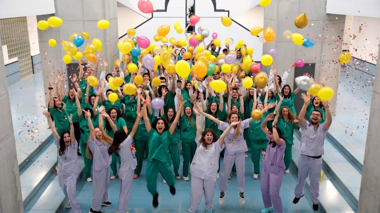 La universidad dejamos atrás | Video graduación