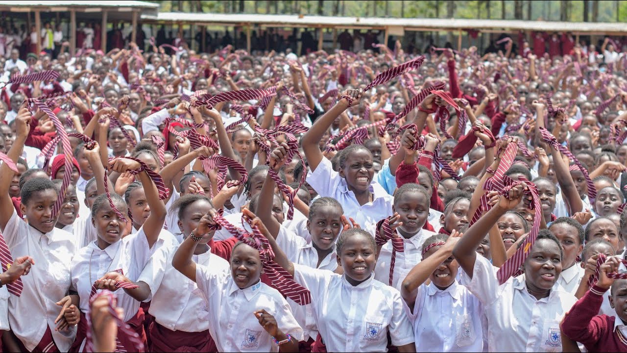 🔥 SIRONGA GIRLS NATIONAL SCHOOL CULTURAL DAY 2024 🔥♥️ GUEST ARTIST @tipsygee🔥🔥💯