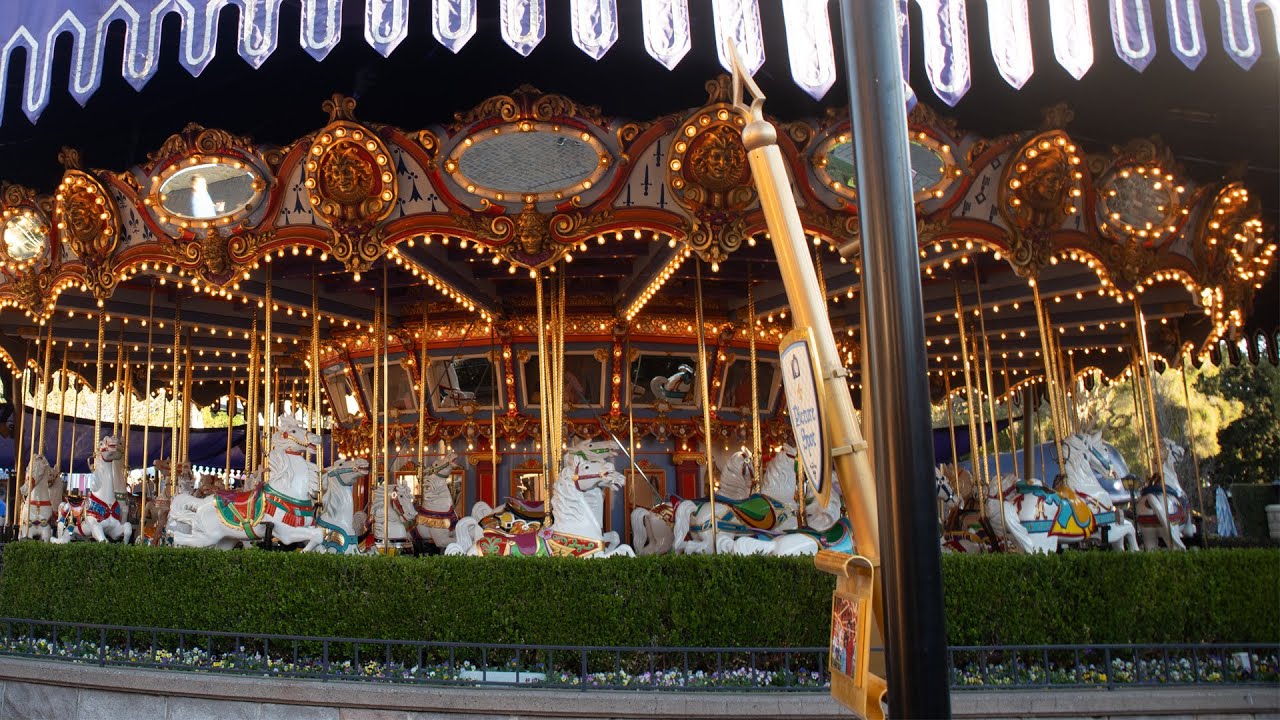 DISNEYLAND PARK CALIFORNIA WITH MY GIRLFRIEND
