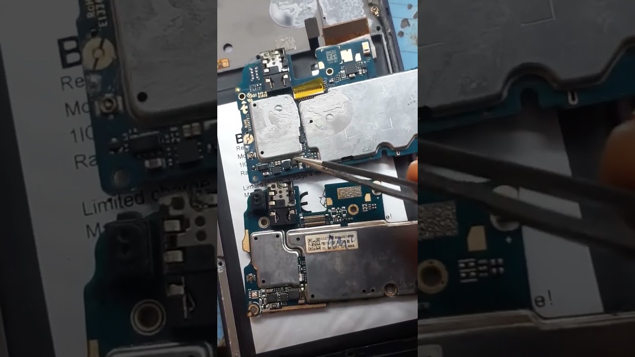 LCD light ic  on Tecno B1p  solution  ,    #Eastwire  2024