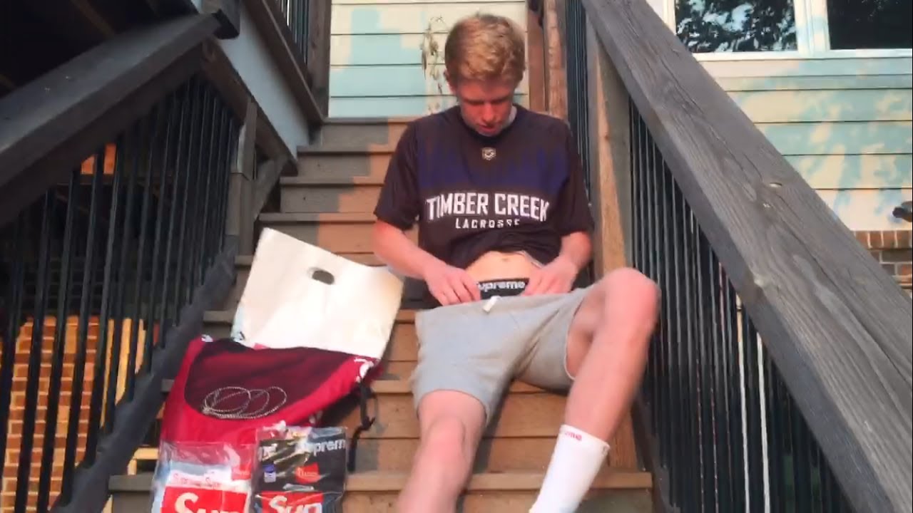Supreme x Hanes Underwear and Socks Review/Unboxing and Pickups from Supreme LA