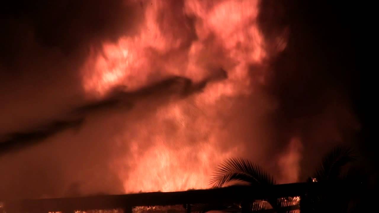 4 ALARM CHEMICAL WAREHOUSE  FIRE IN SANTA ANA, CA.