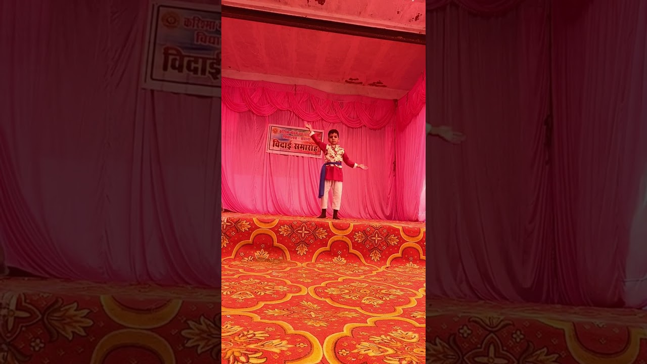 Me nikla gaddi leke raste pr ek mod aaya.....