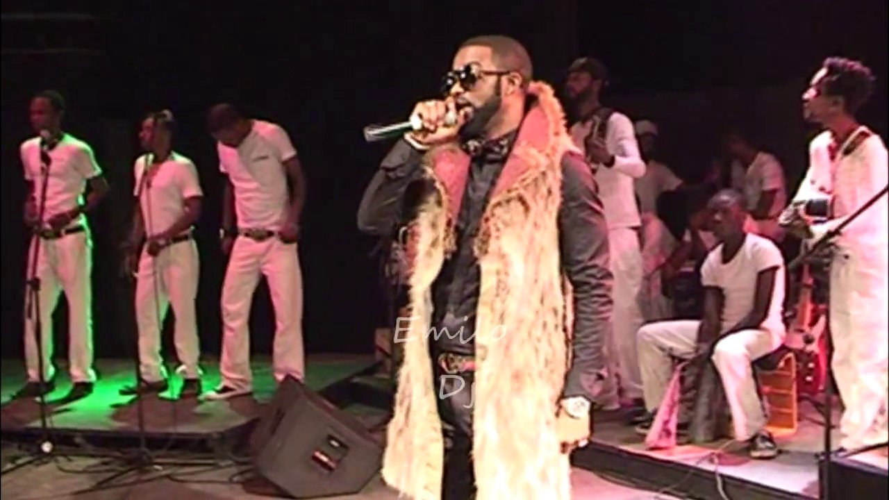 (Intégralité) Fally Ipupa, Olivia Longott & F Victeam - Concert Halle de la Gombe 2010 HD