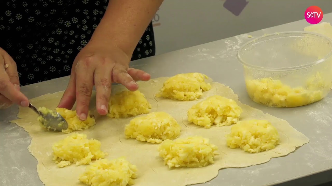 Elaboración de pastelitos andinos
