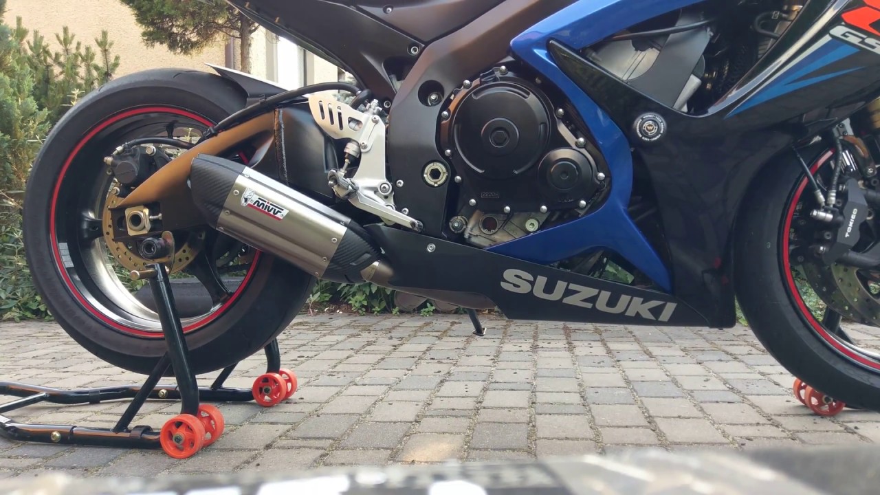 Suzuki GSX-R 600 Mivv Suono Exhaust Cold Start and Revs
