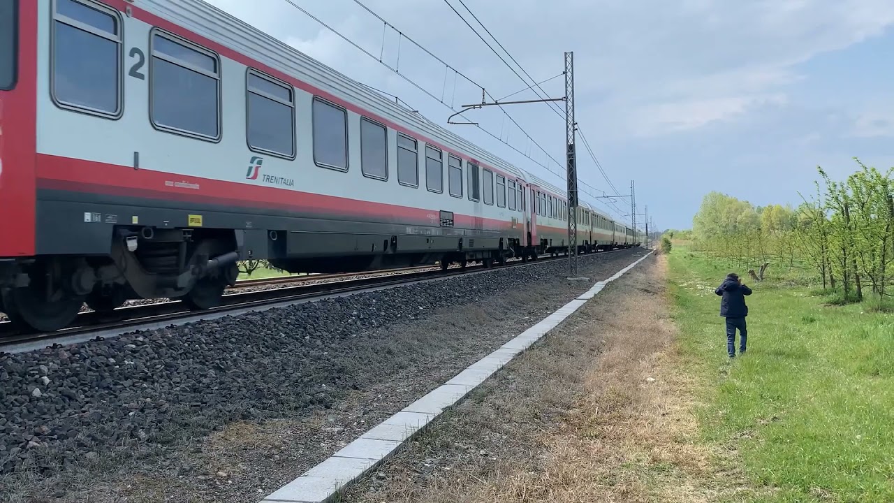 Passaggi di treni e strombazzate - TAPPARSI LE ORECCHIE!!!!!